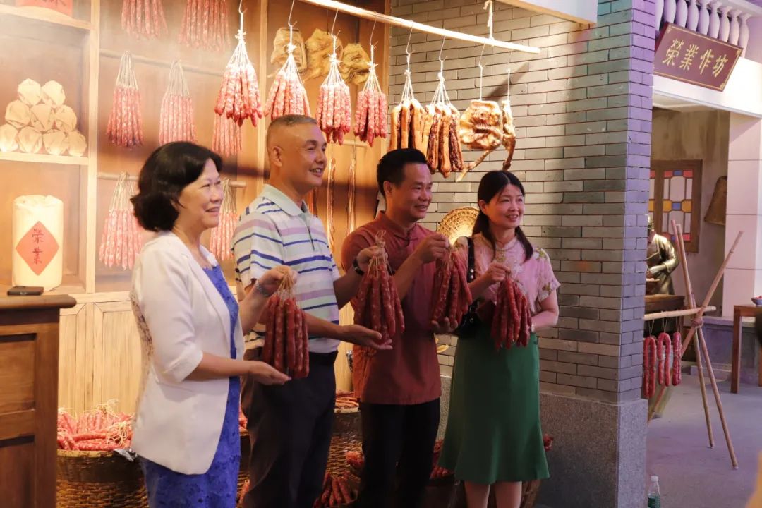 民進(jìn)梅州市委會(huì)到訪(fǎng)榮業(yè)調(diào)研考察